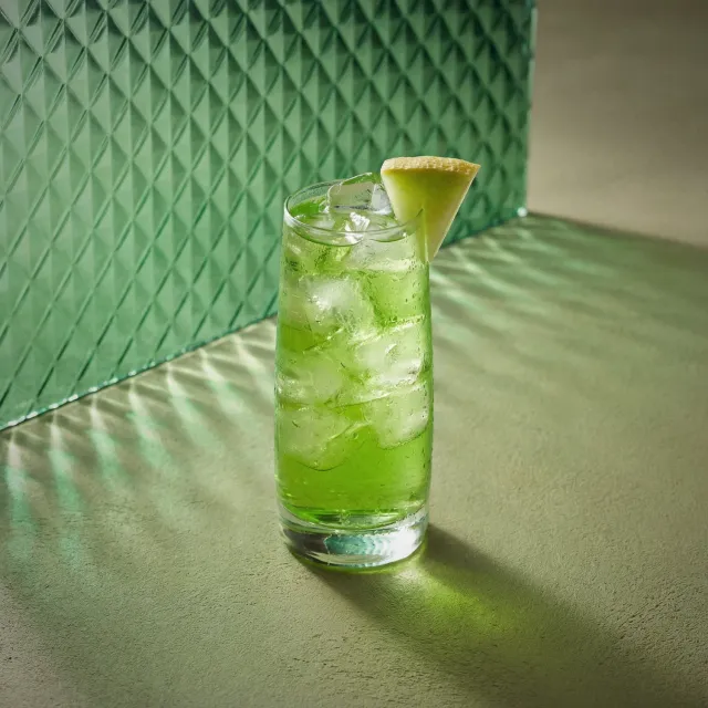 Bols Melon Tonic cocktail melon