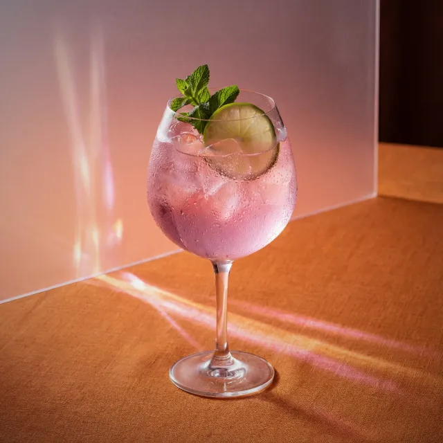 Bols Pink Grapefruit Spritz cocktail frisk grapefrugt